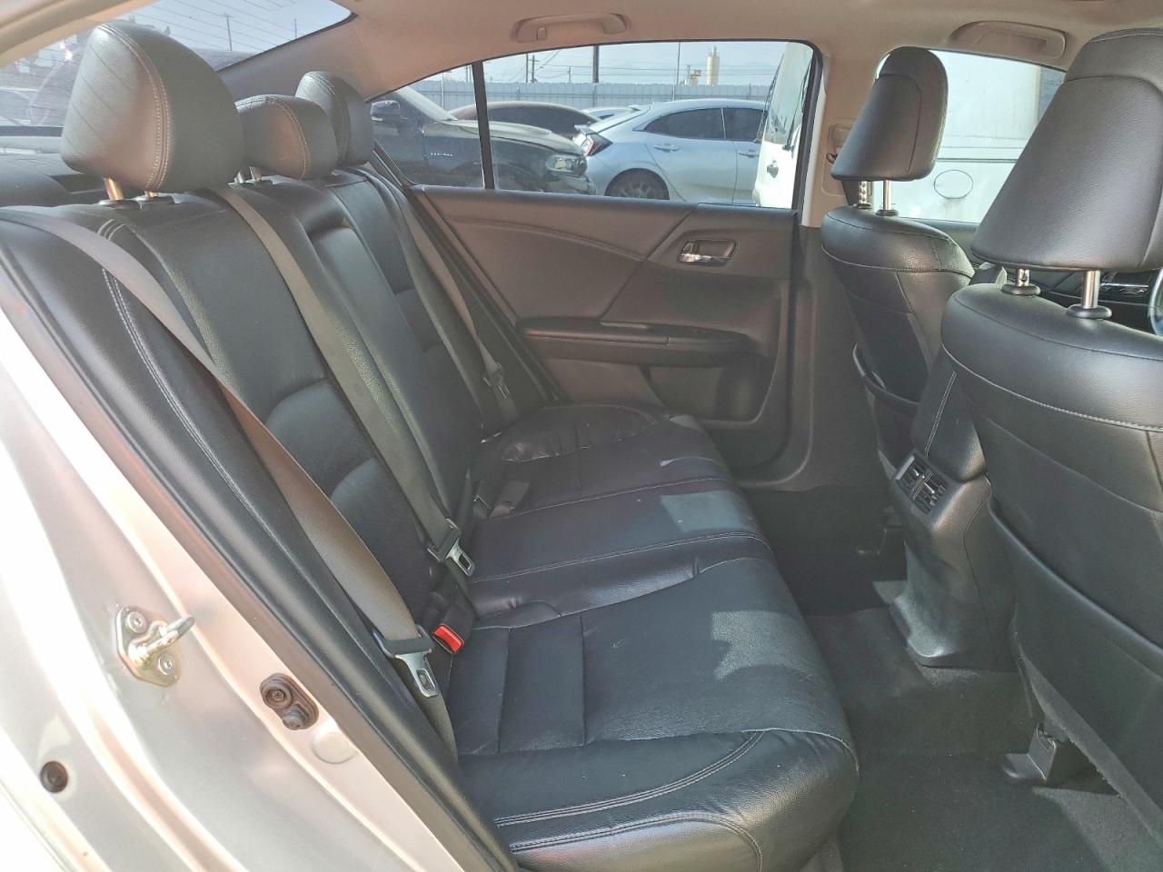 2015 HONDA ACCORD