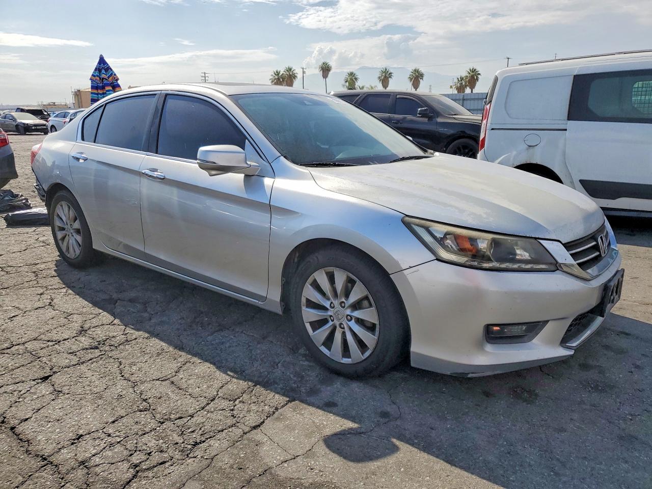 2015 HONDA ACCORD
