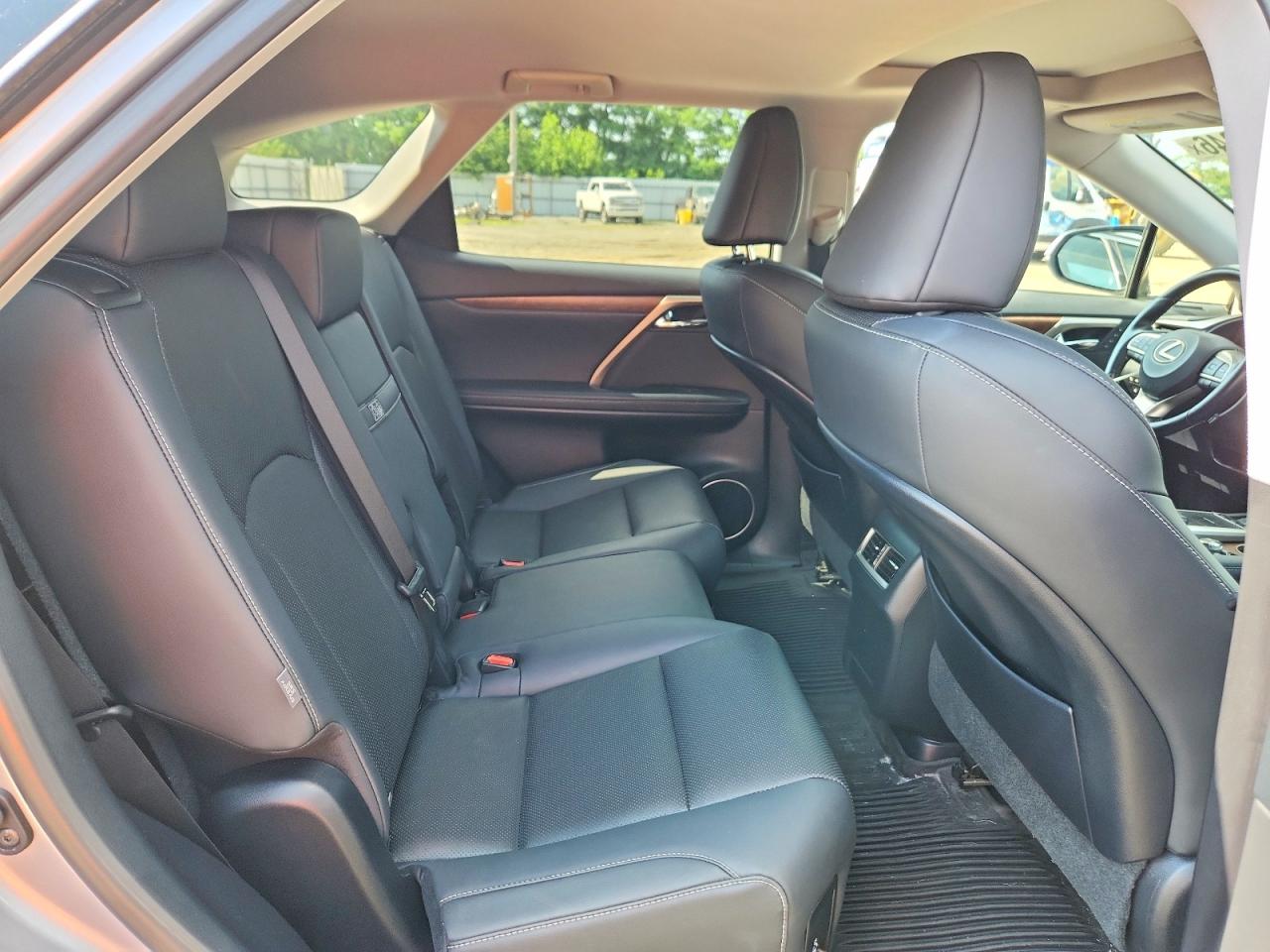 2022 LEXUS RX350
