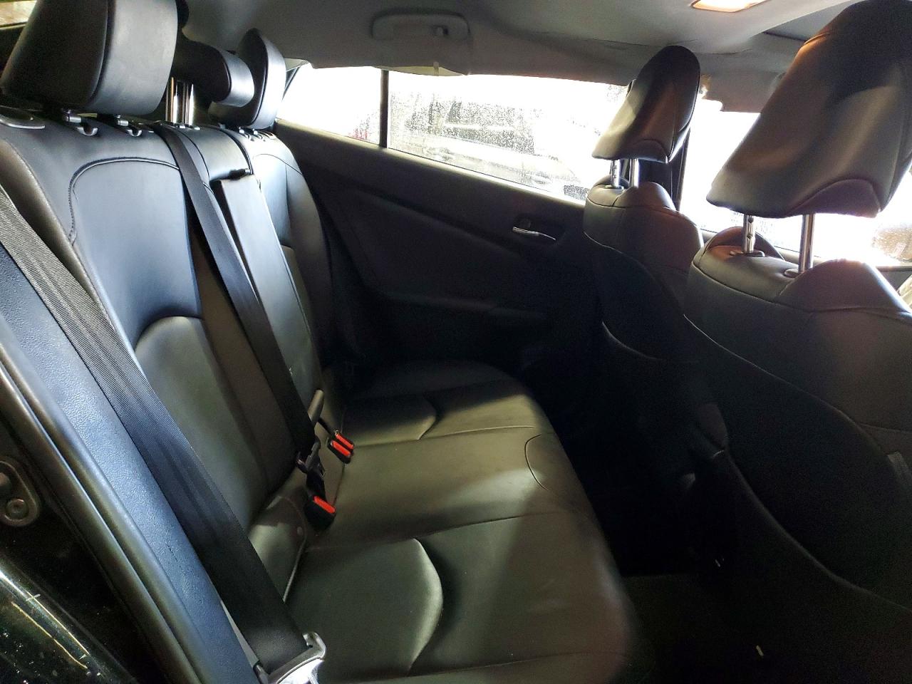 2018 TOYOTA PRIUS