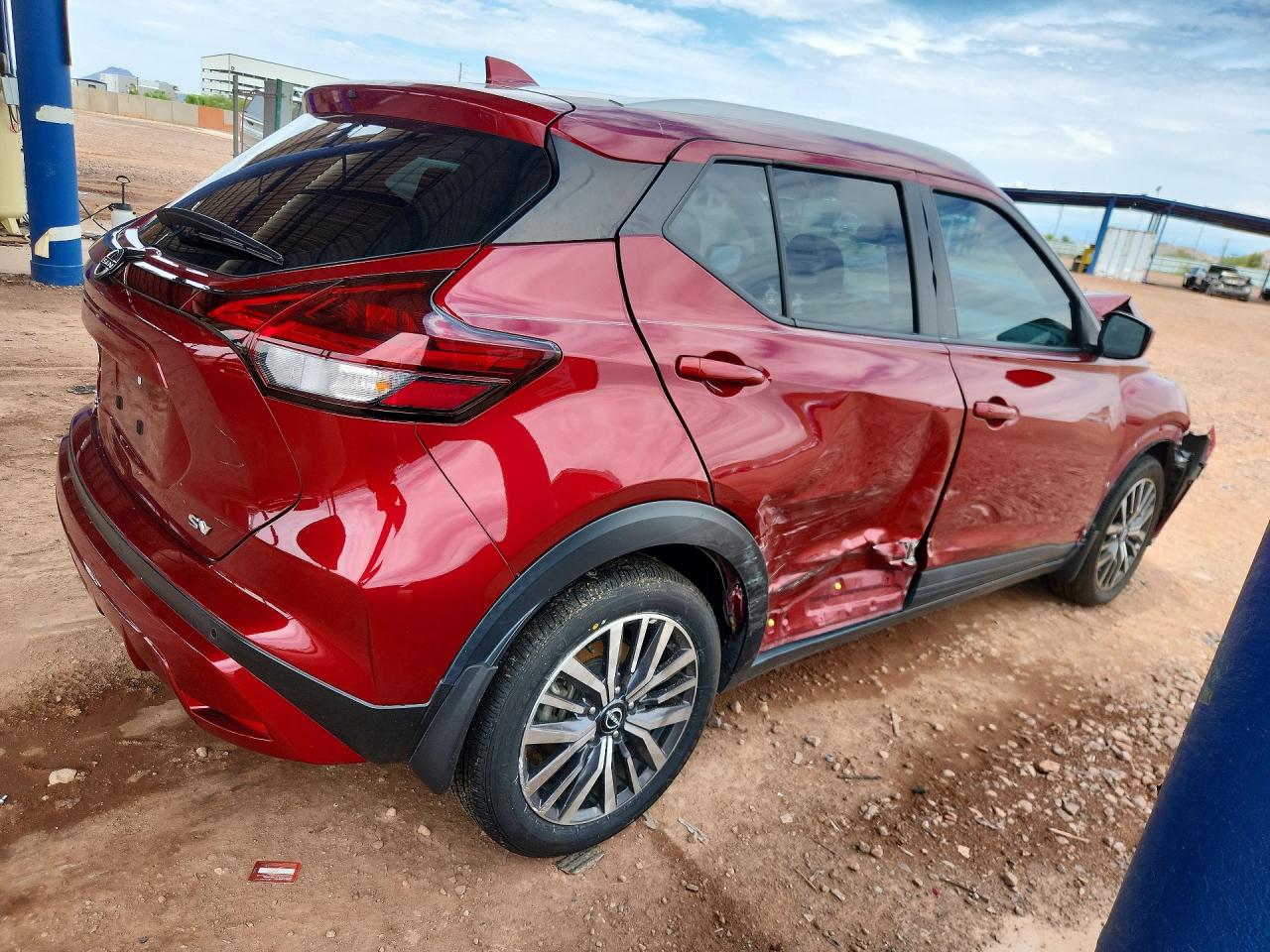 2022 NISSAN KICKS