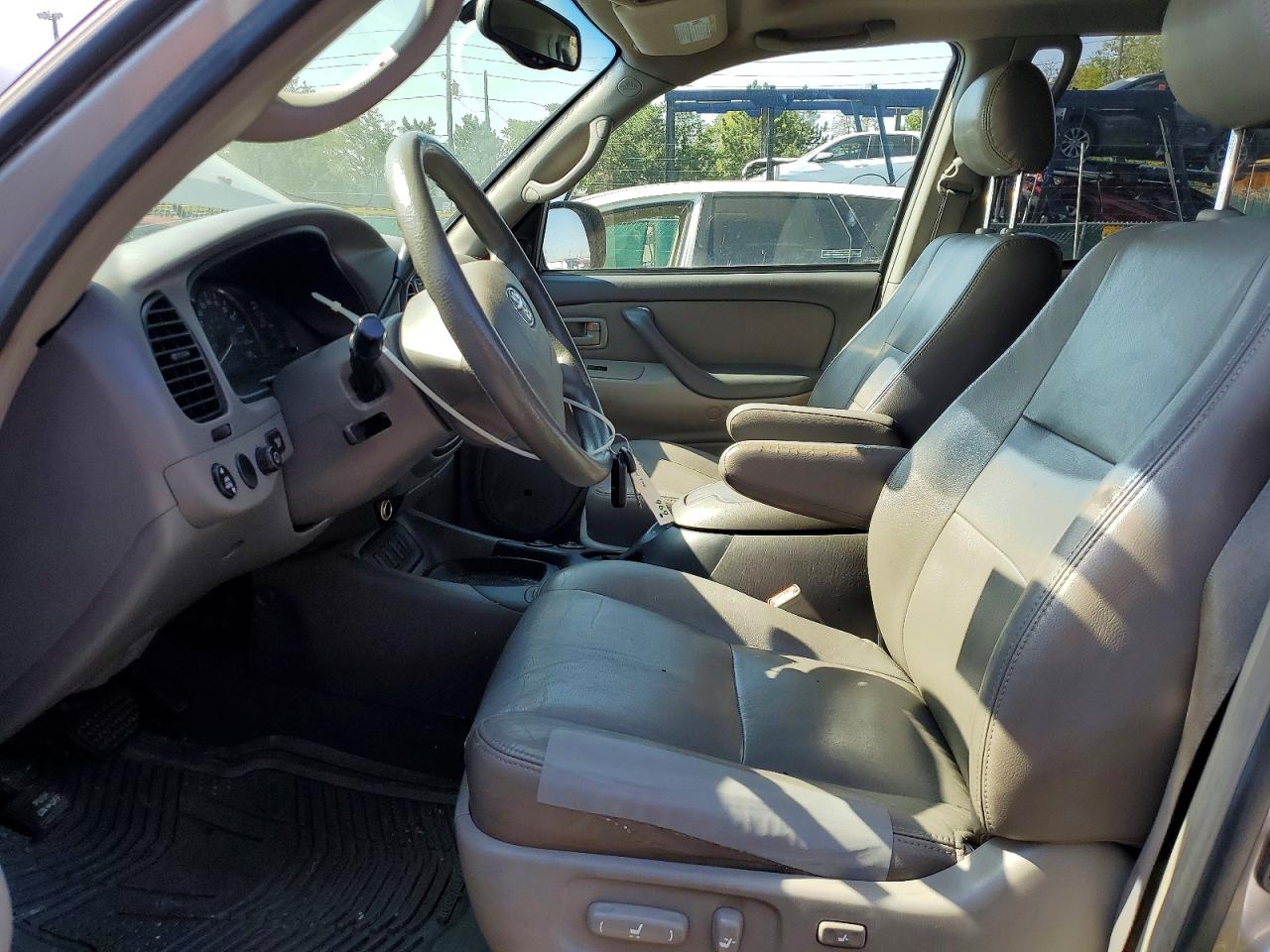 2005 TOYOTA SEQUOIA