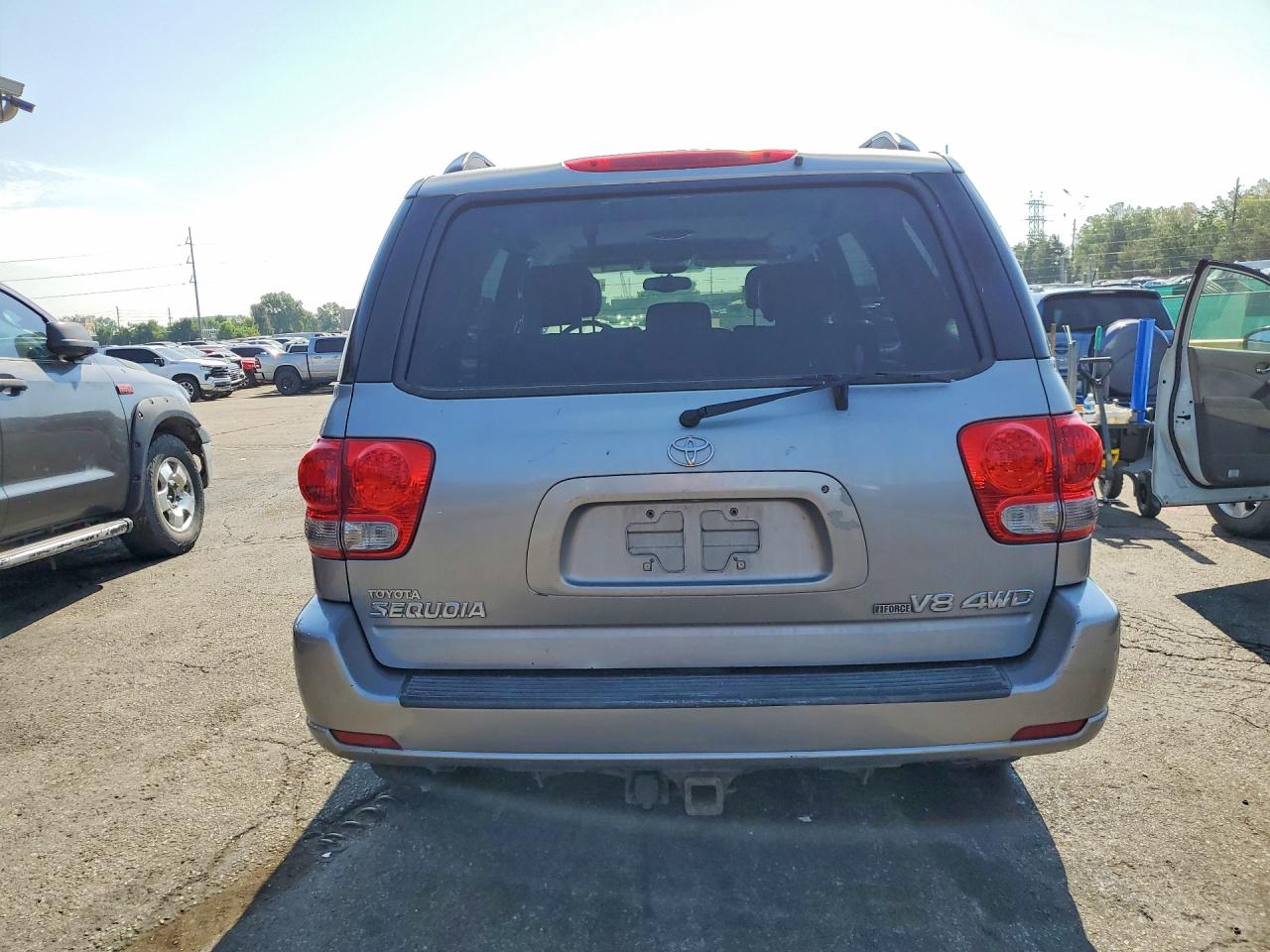 2005 TOYOTA SEQUOIA