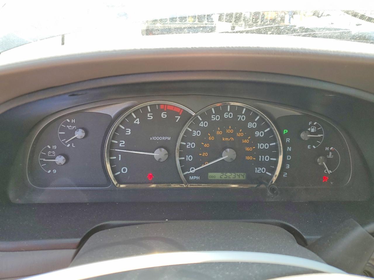 2005 TOYOTA SEQUOIA