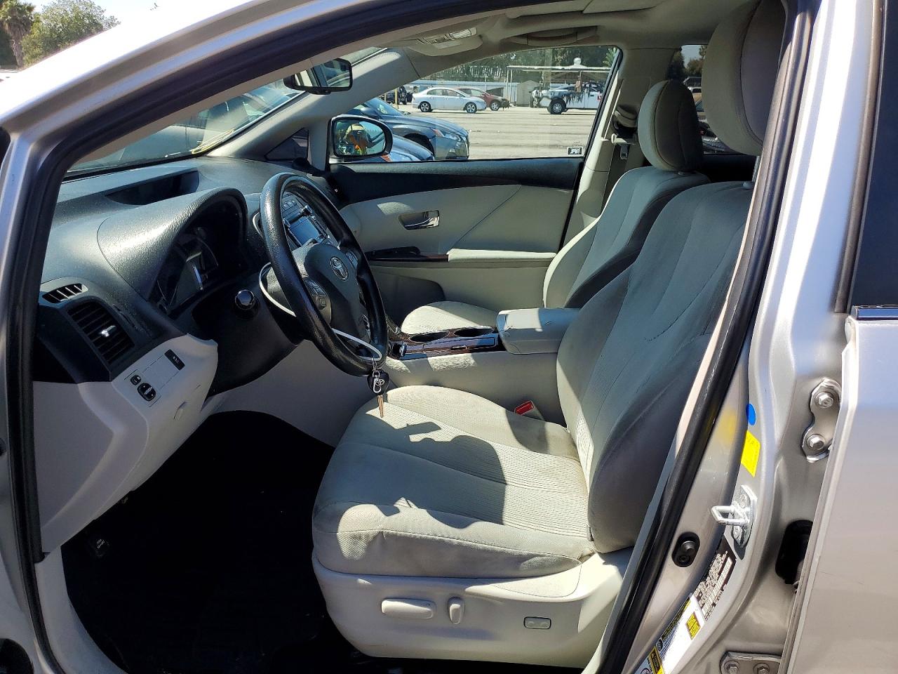 2010 TOYOTA VENZA