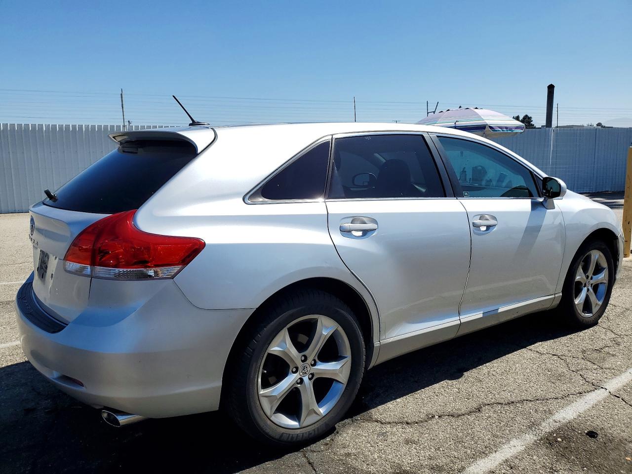 2010 TOYOTA VENZA
