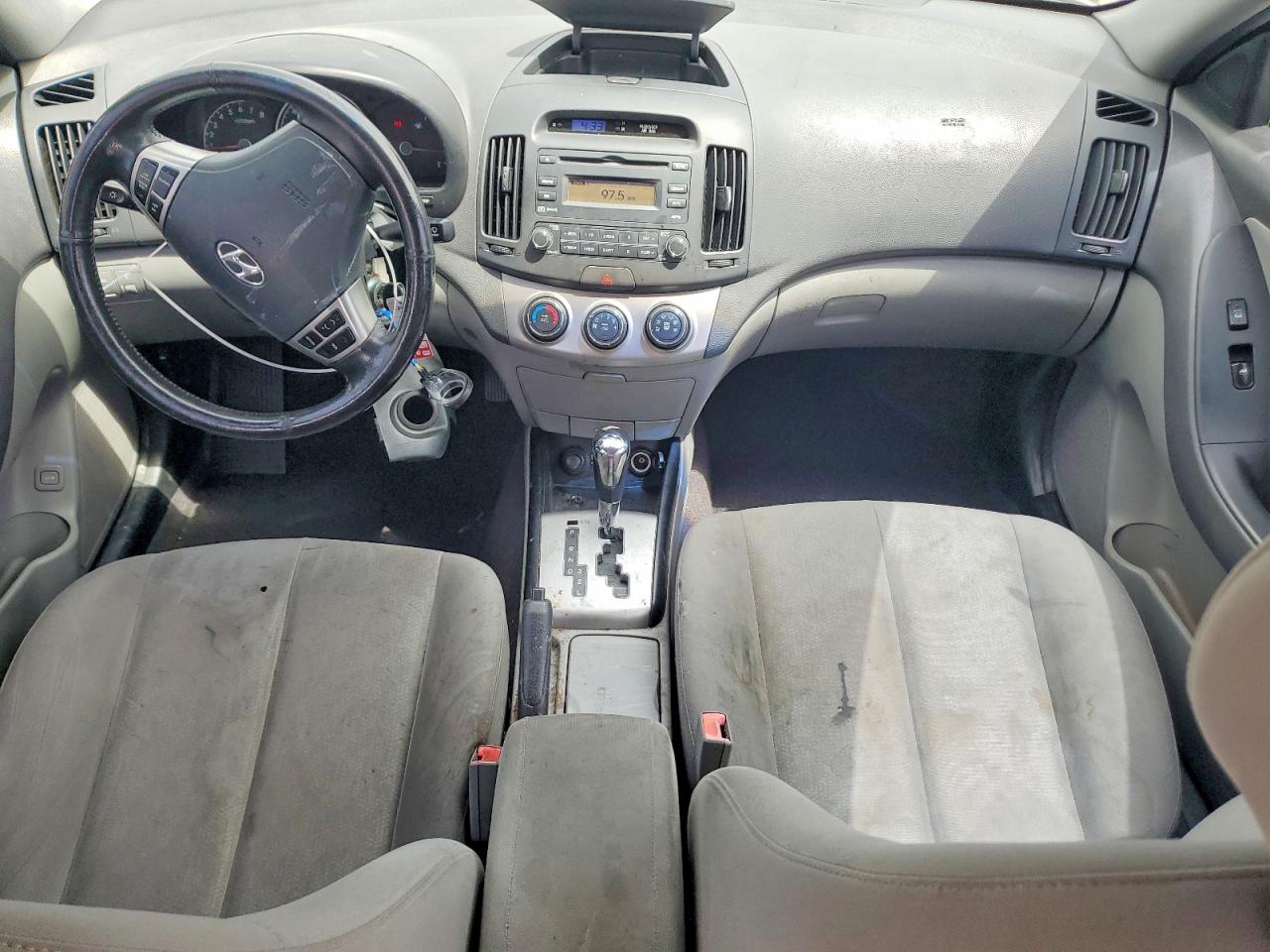 2010 HYUNDAI ELANTRA