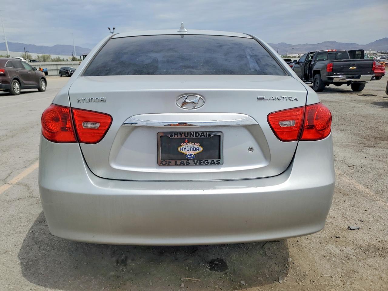 2010 HYUNDAI ELANTRA