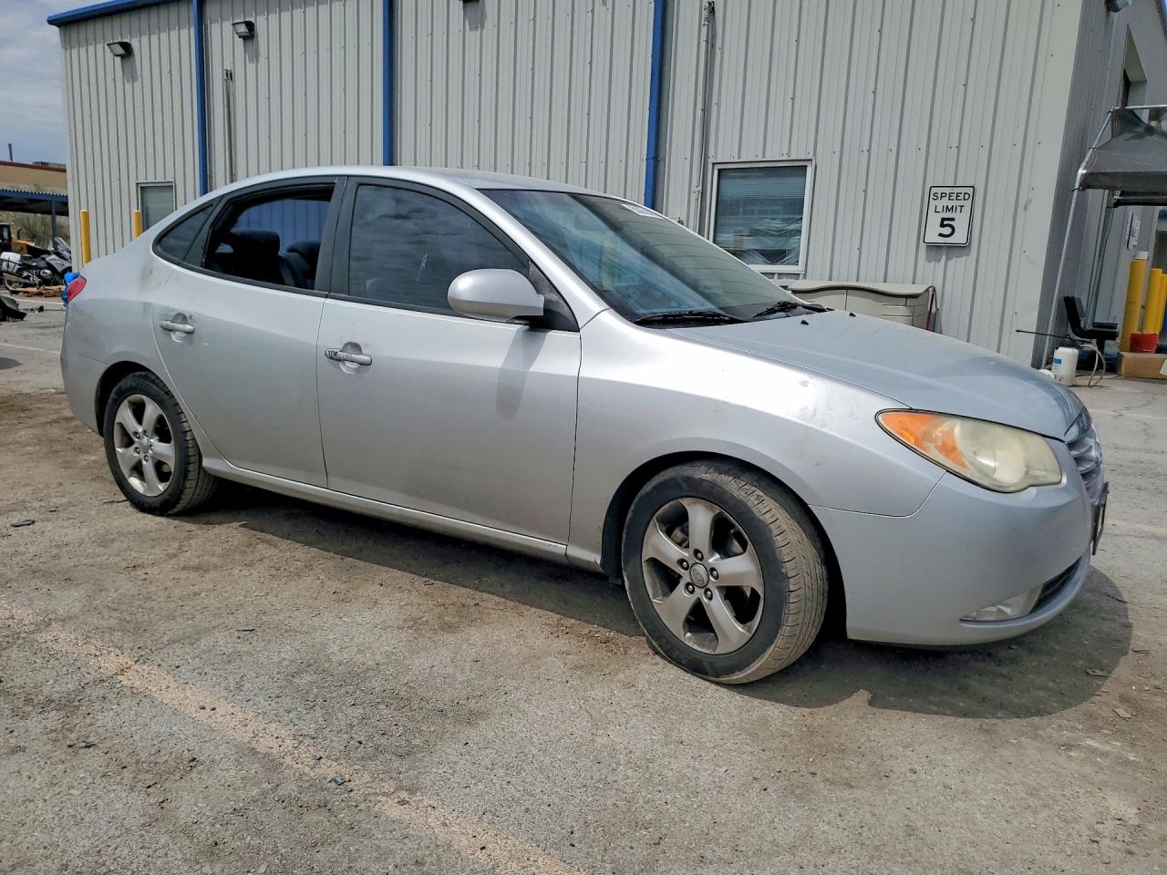 2010 HYUNDAI ELANTRA