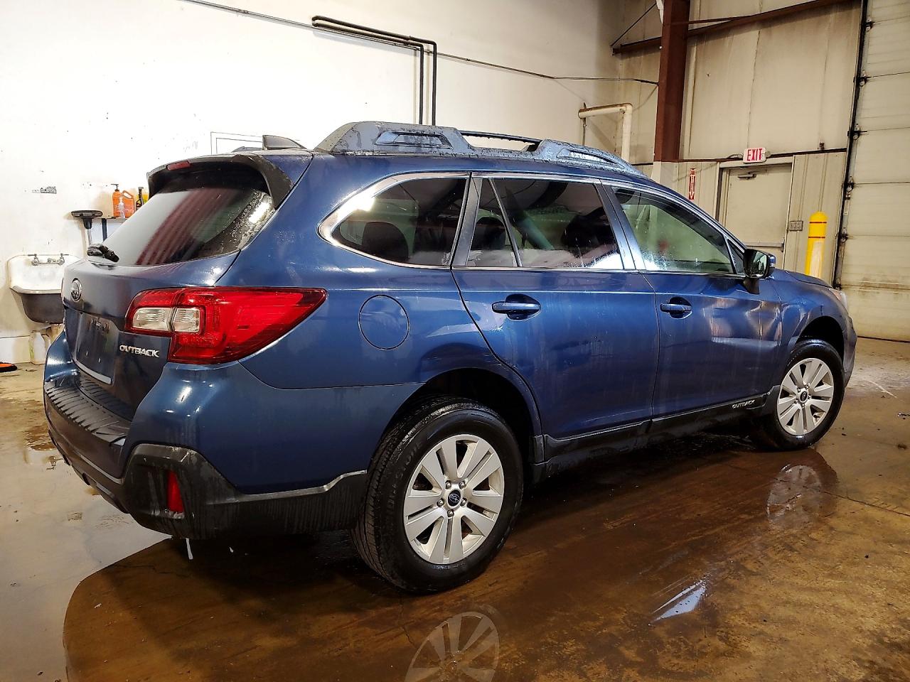 2019 SUBARU OUTBACK