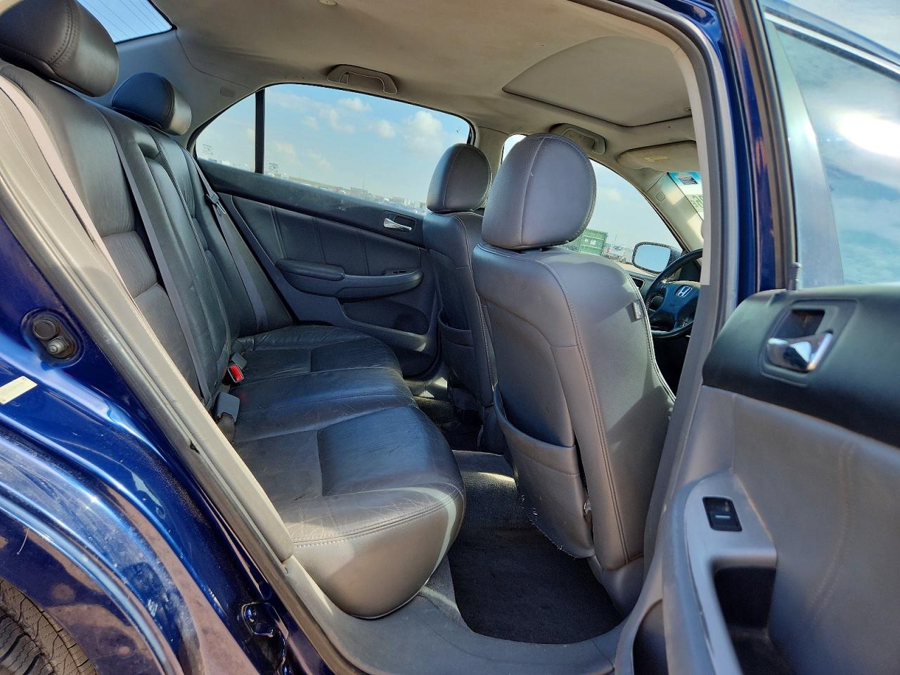 2004 HONDA ACCORD