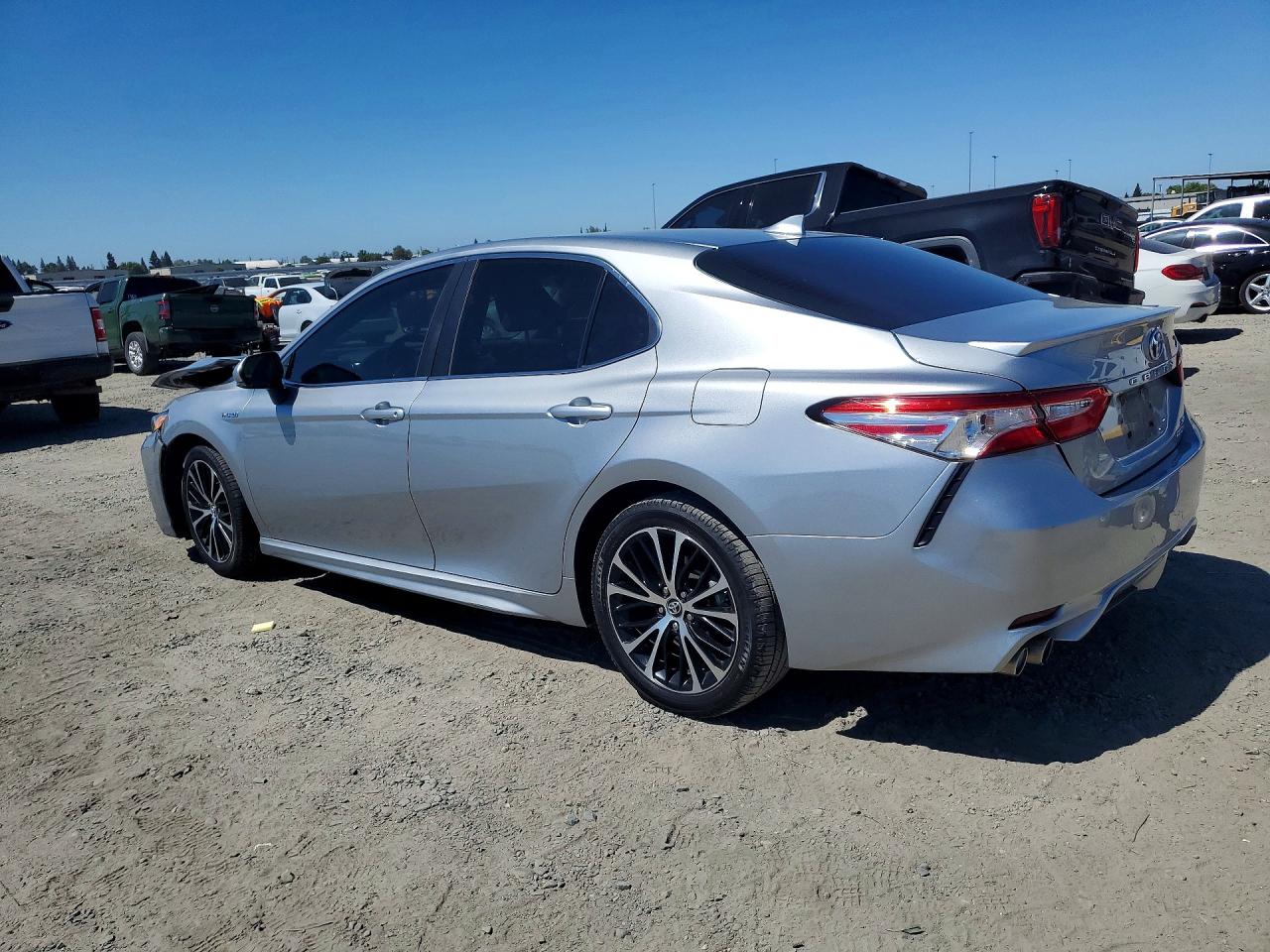 2020 TOYOTA CAMRY