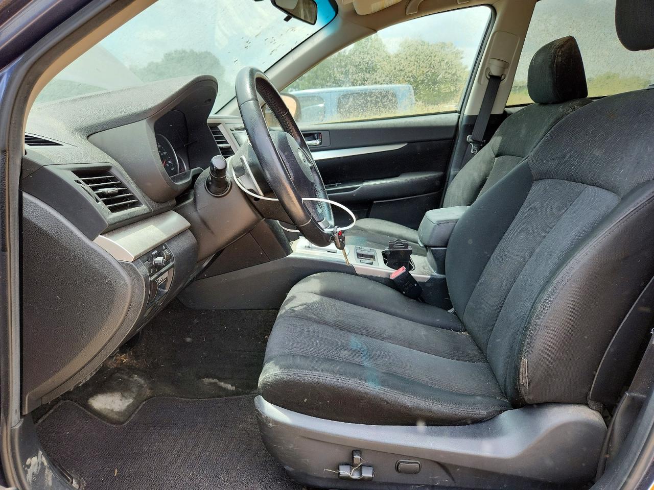 2013 SUBARU OUTBACK