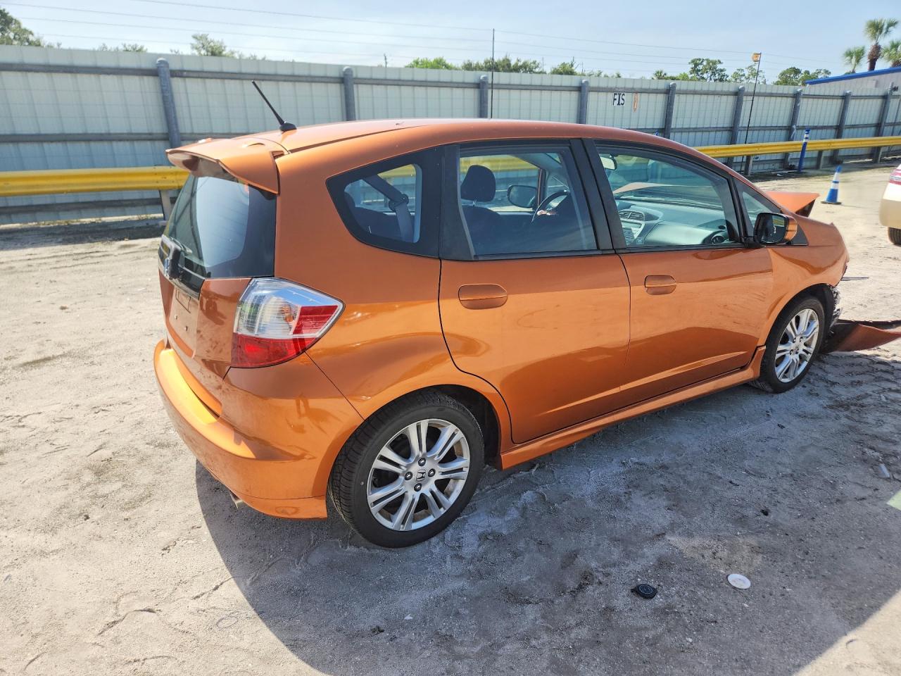 2010 HONDA FIT