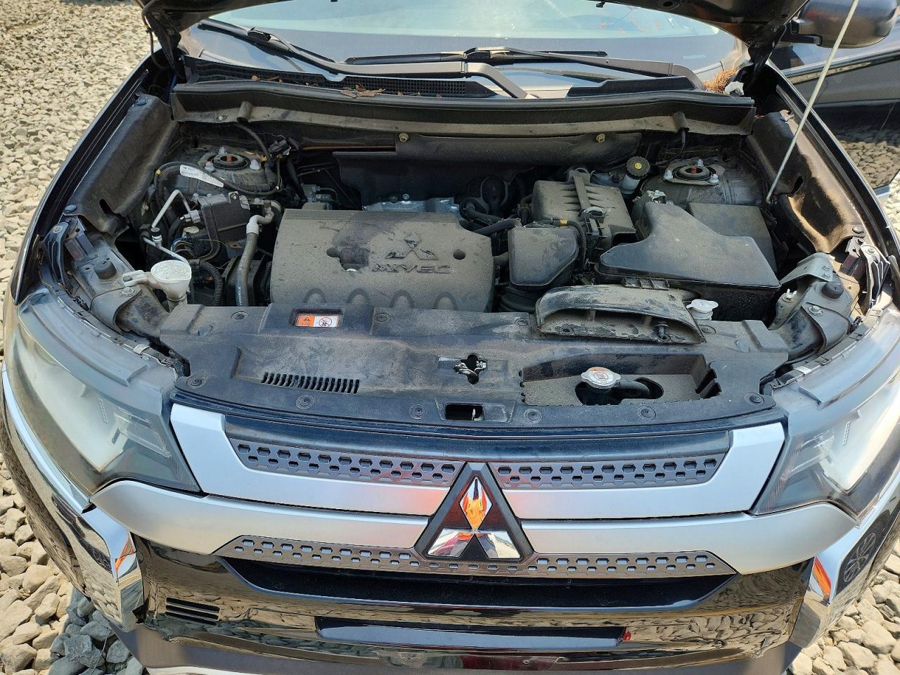 2019 MITSUBISHI OUTLANDER