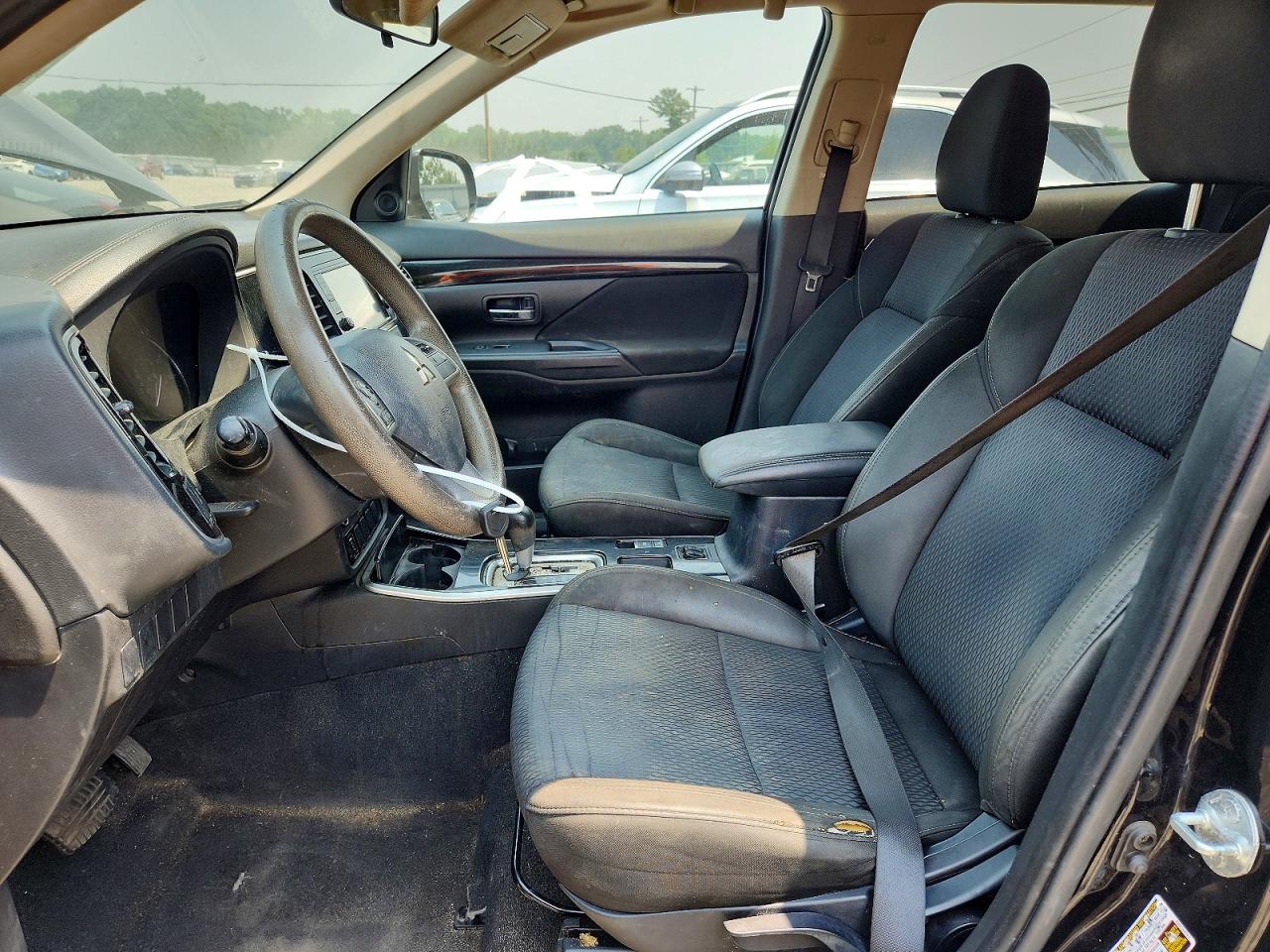 2019 MITSUBISHI OUTLANDER