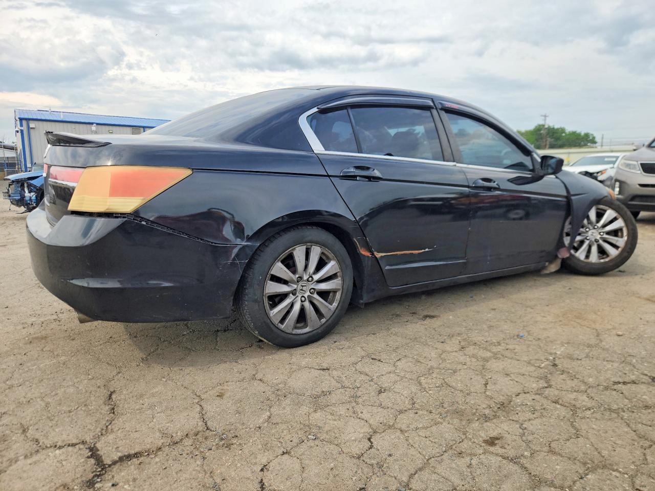 2011 HONDA ACCORD