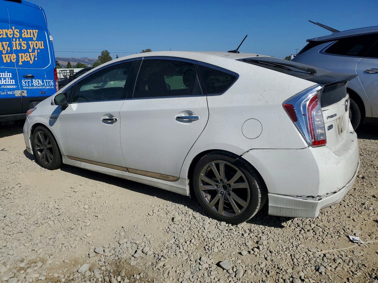 2015 TOYOTA PRIUS