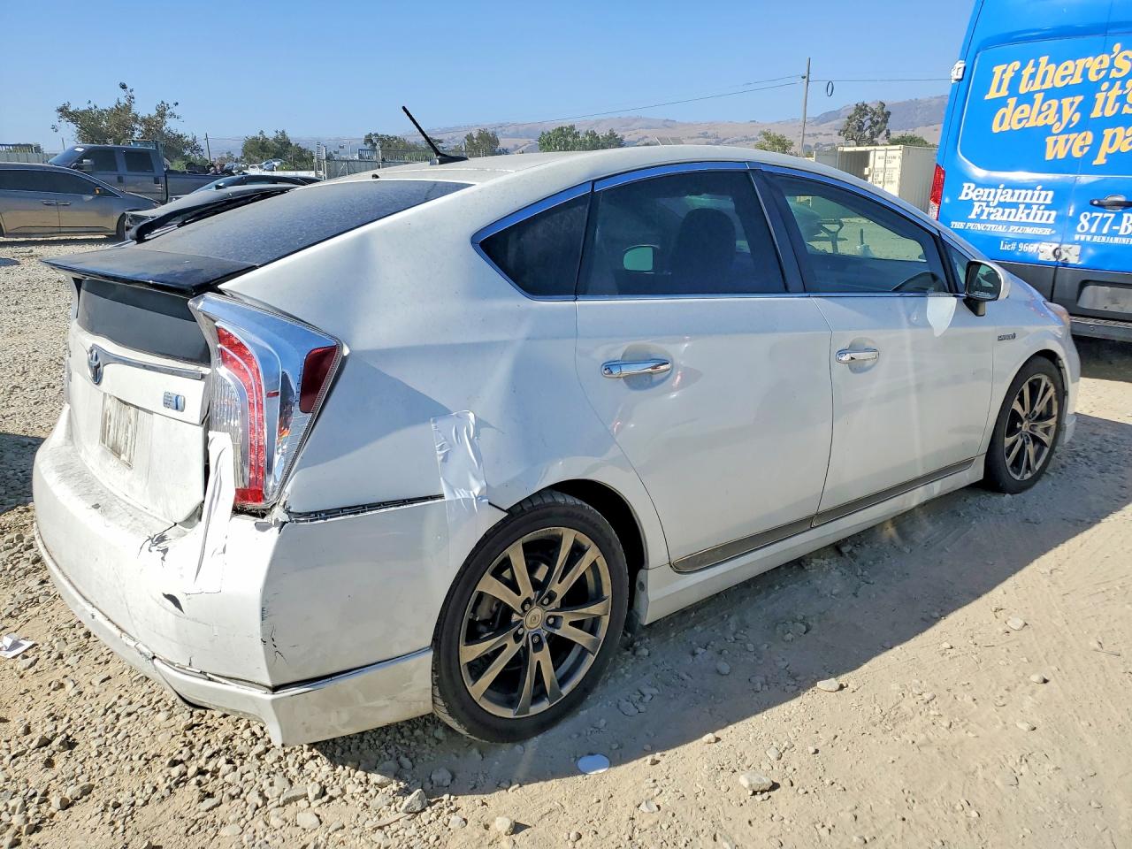 2015 TOYOTA PRIUS