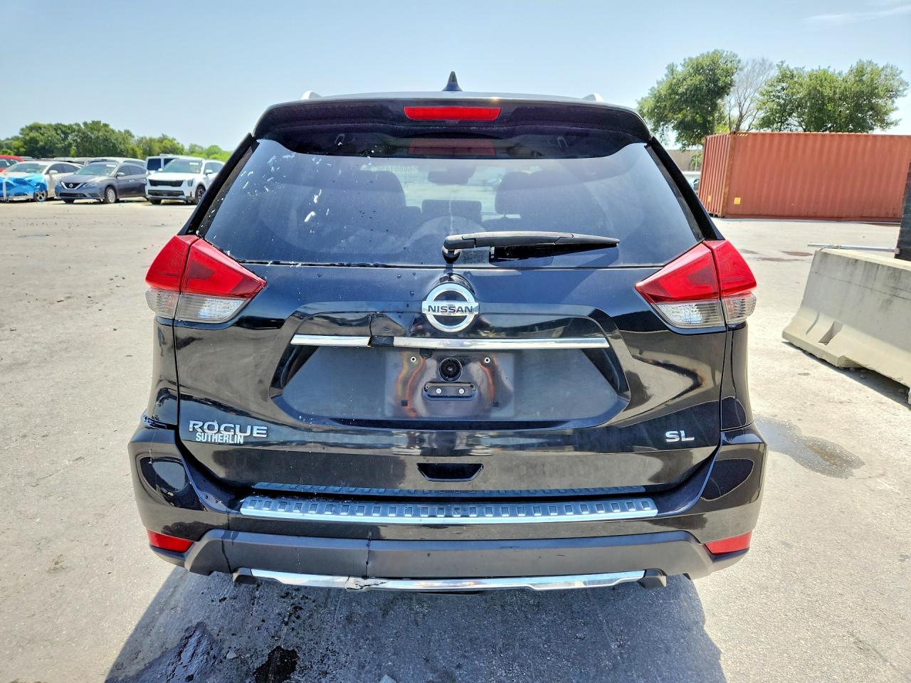 2017 NISSAN ROGUE
