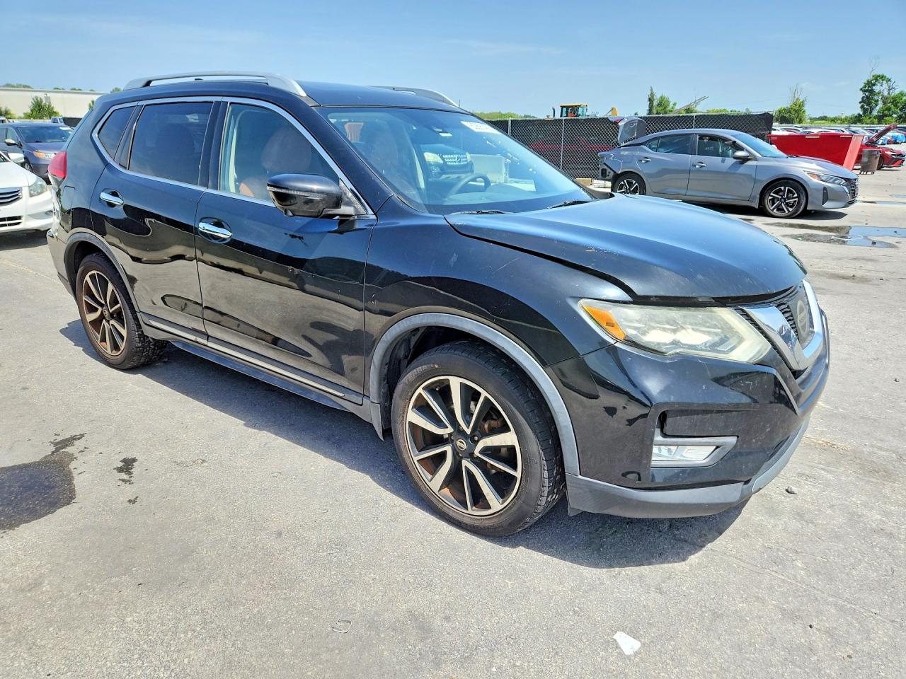 2017 NISSAN ROGUE