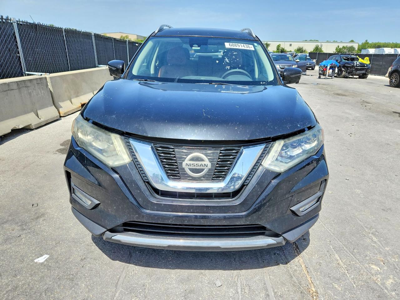2017 NISSAN ROGUE