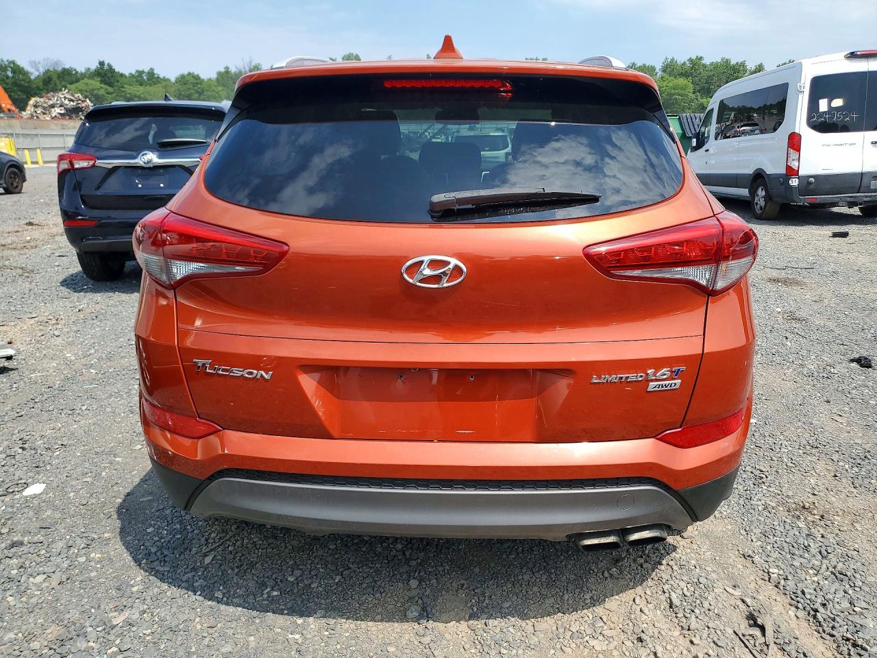 2016 HYUNDAI TUCSON