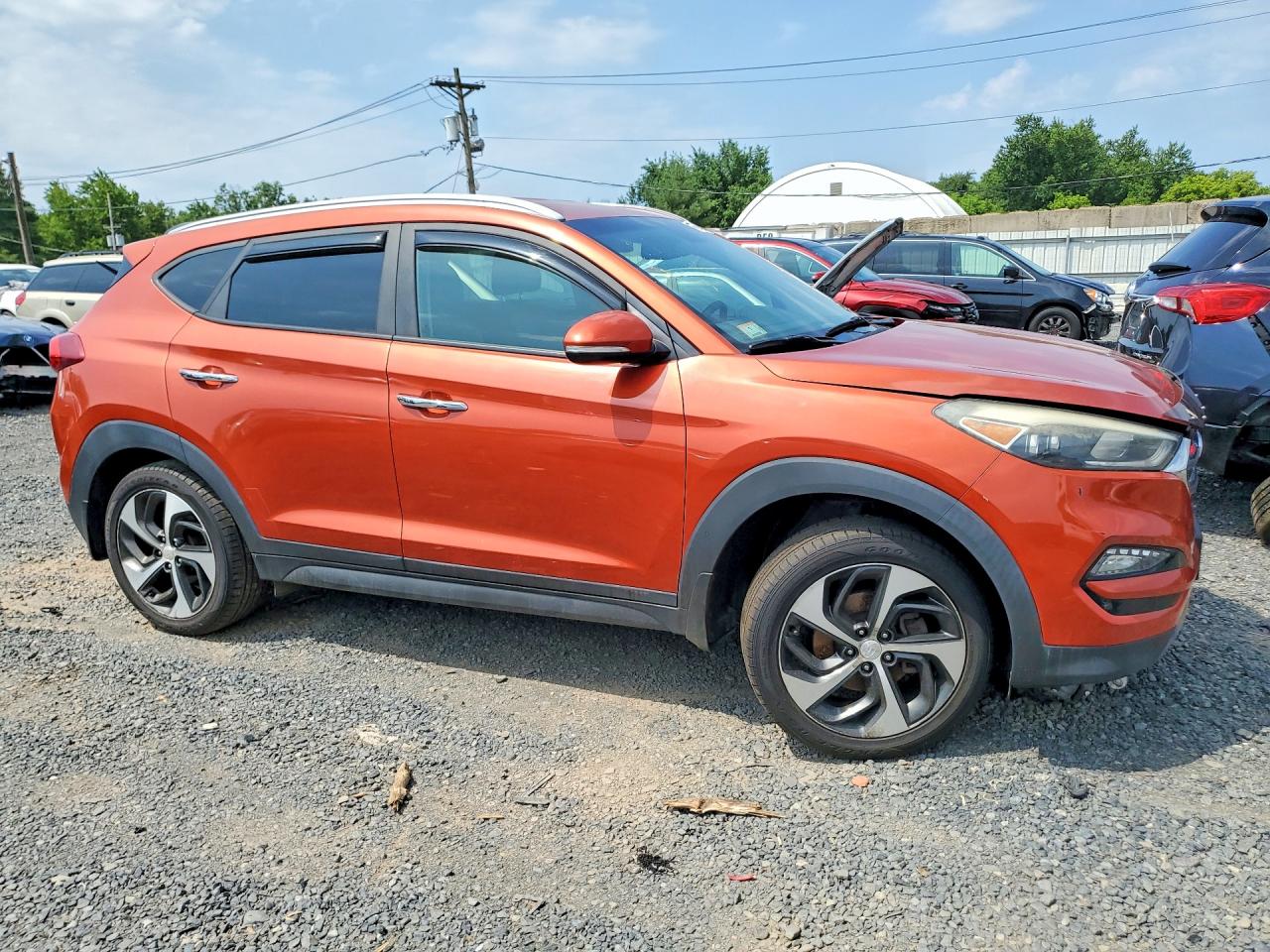 2016 HYUNDAI TUCSON