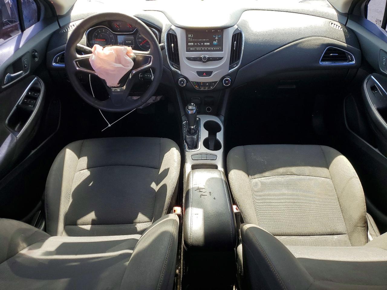 2017 CHEVROLET CRUZE
