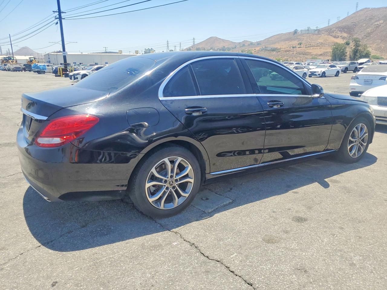 2017 MERCEDES-BENZ C-CLASS