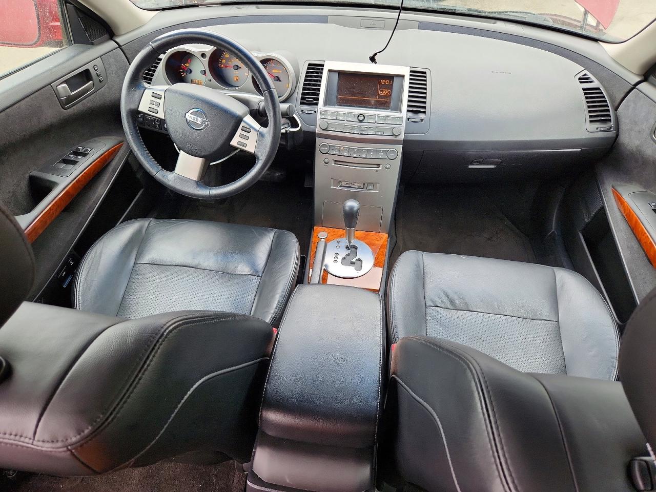 2004 NISSAN MAXIMA