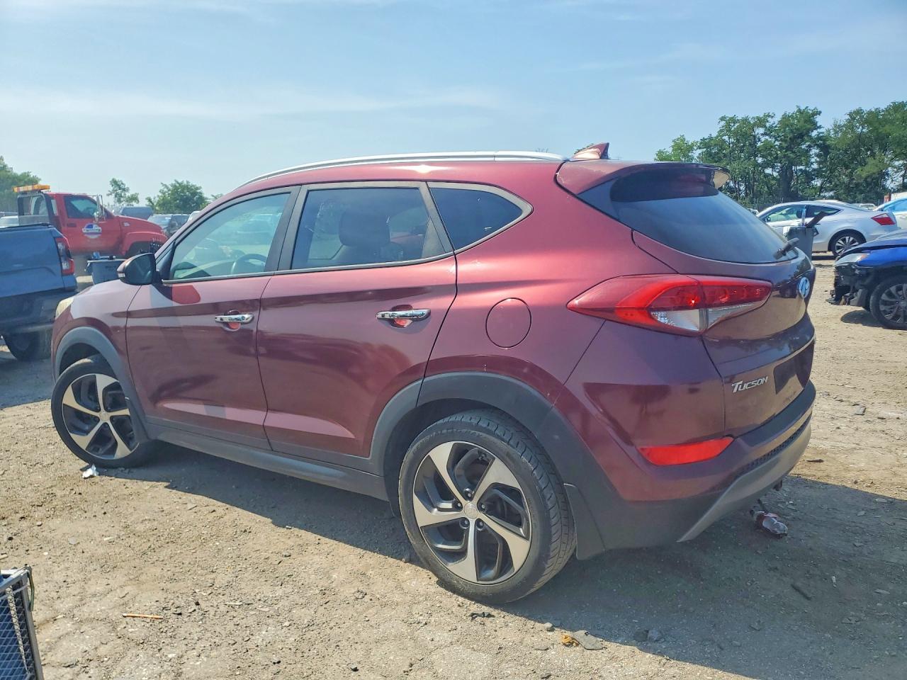 2016 HYUNDAI TUCSON