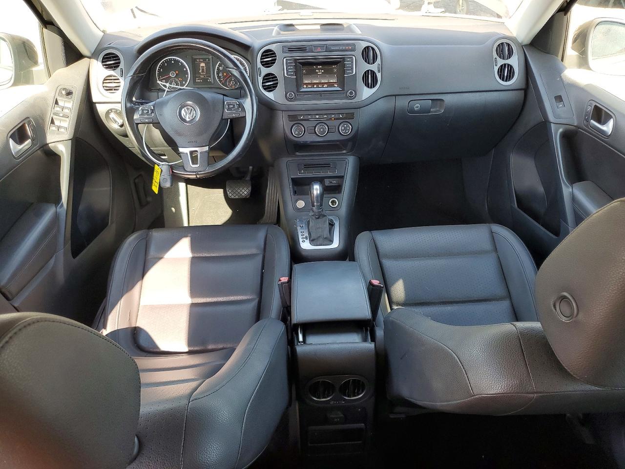 2016 VOLKSWAGEN TIGUAN