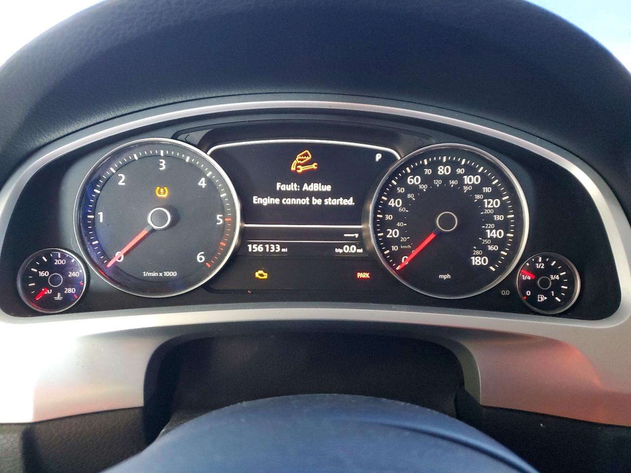 2012 VOLKSWAGEN TOUAREG