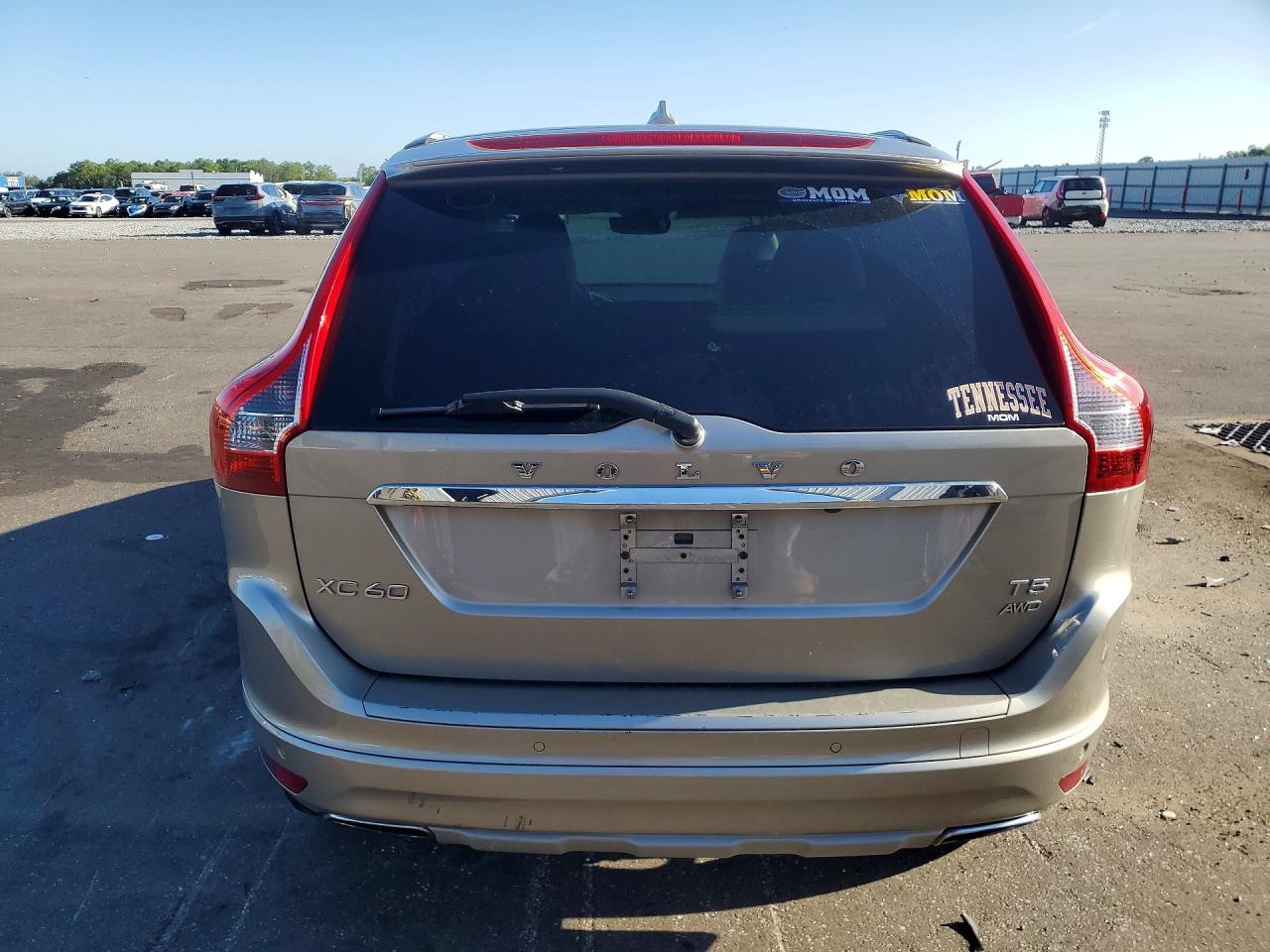 2016 VOLVO XC60