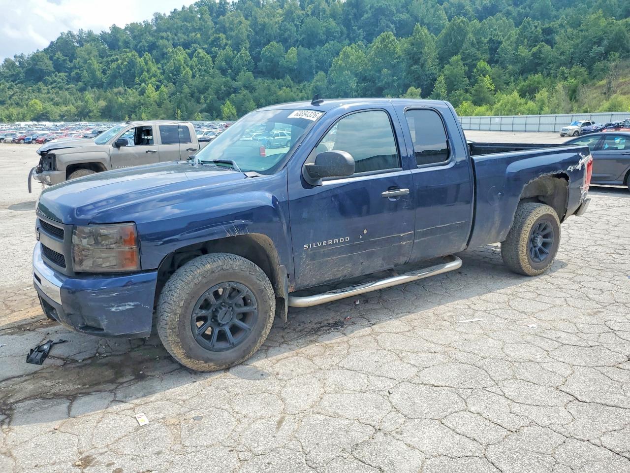 2011 CHEVROLET SILVERADO