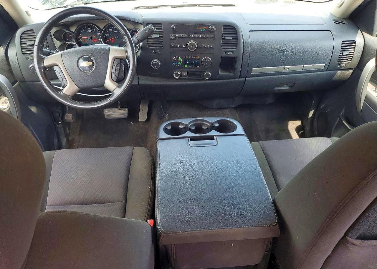 2011 CHEVROLET SILVERADO