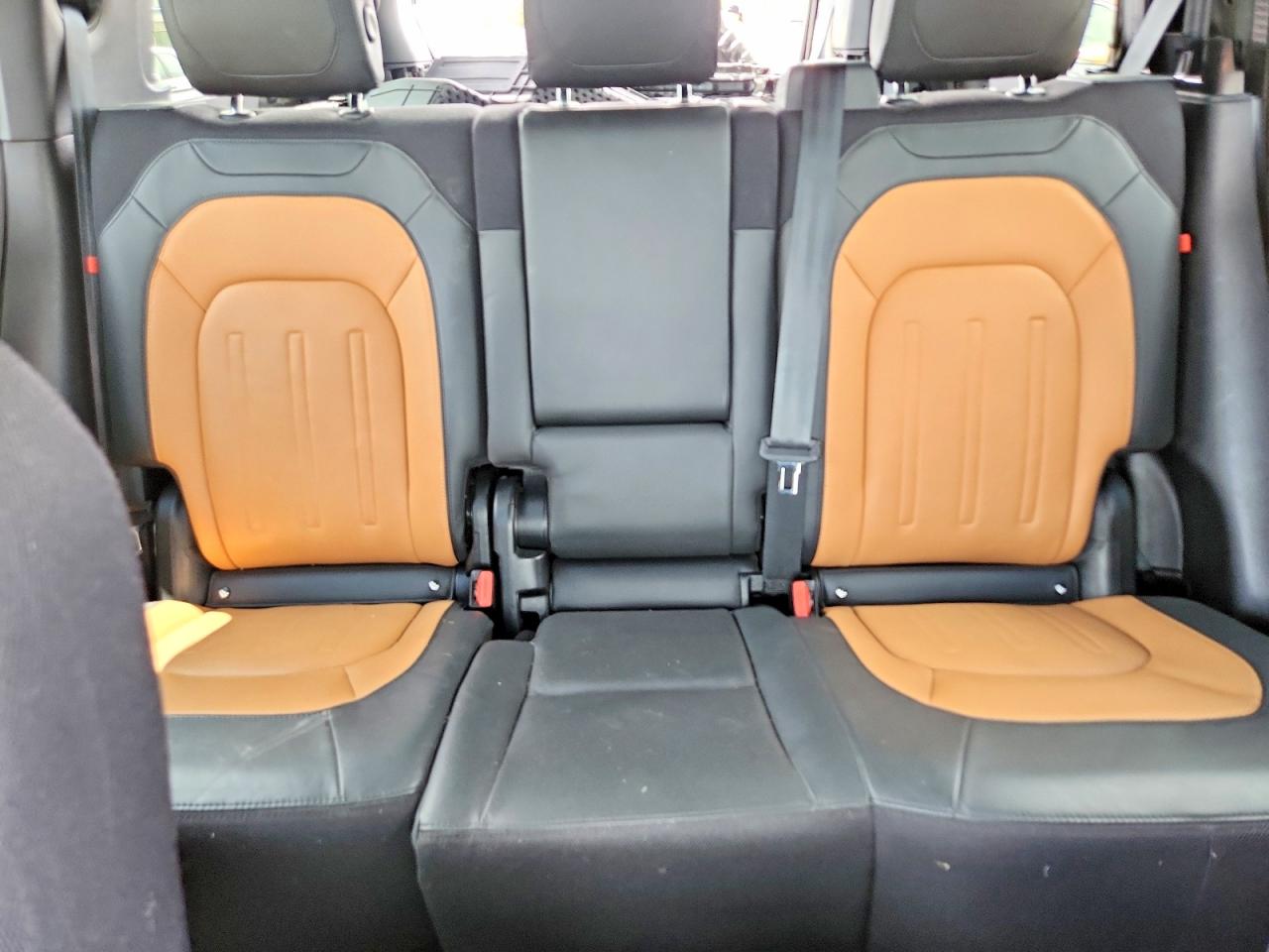 2024 LAND ROVER DEFENDER