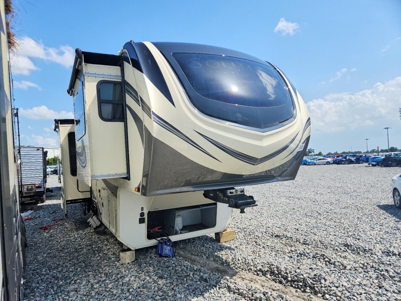 2020 GRAND DESIGN SOLITUDE