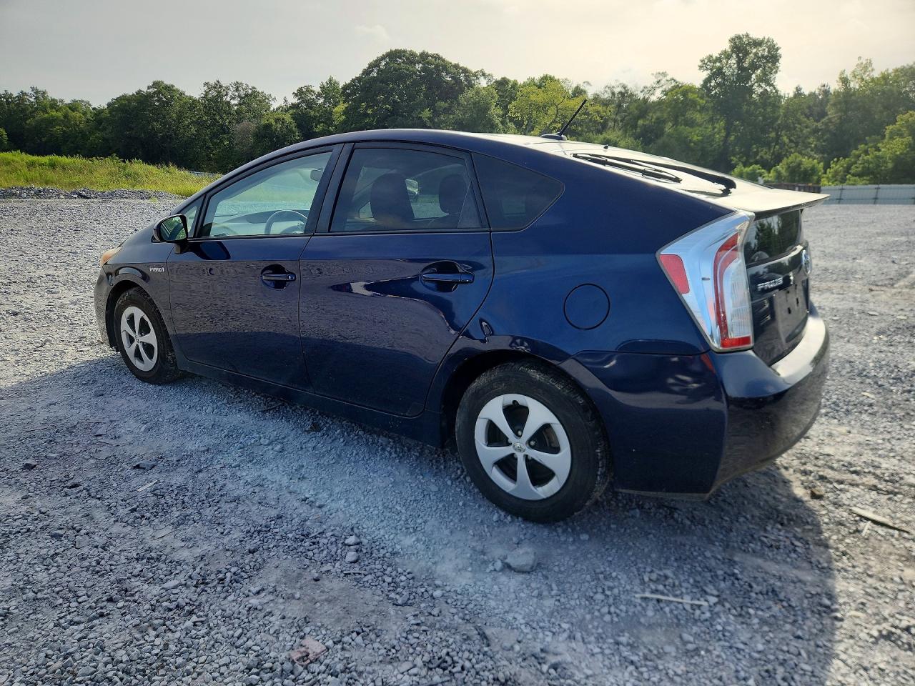 2013 TOYOTA PRIUS THRE
