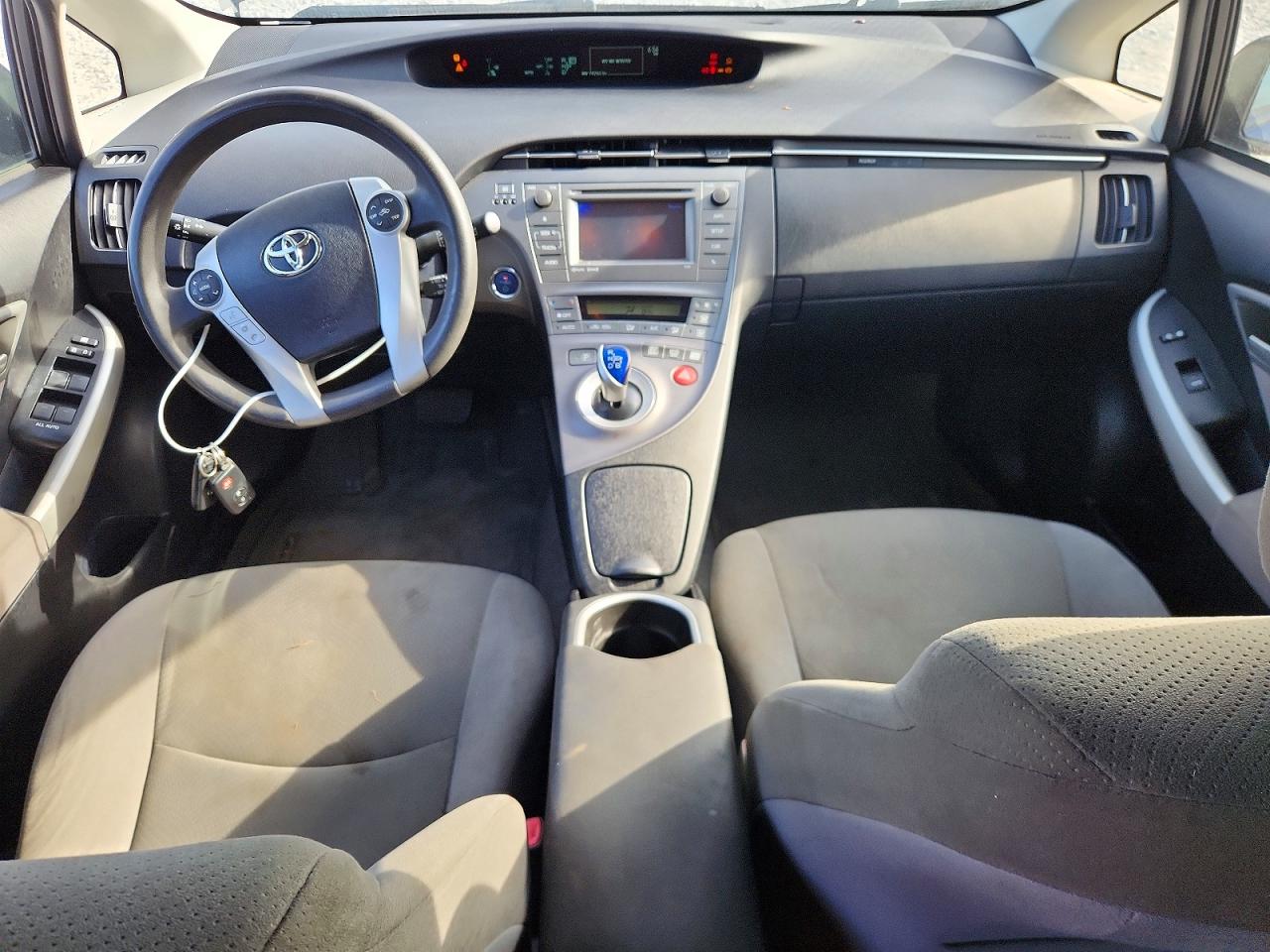 2013 TOYOTA PRIUS THRE
