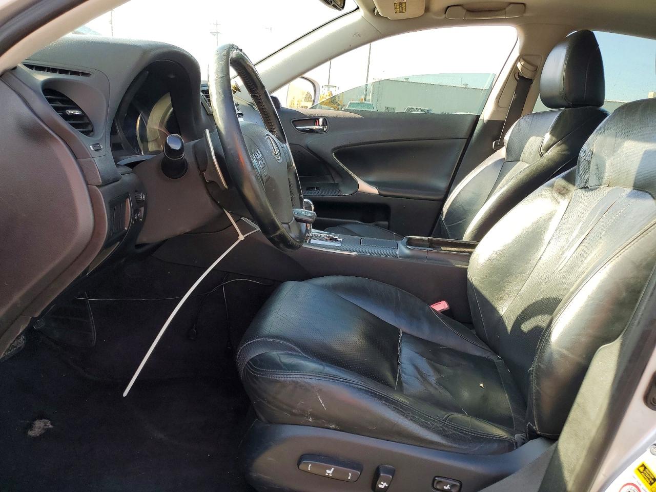 2006 LEXUS IS