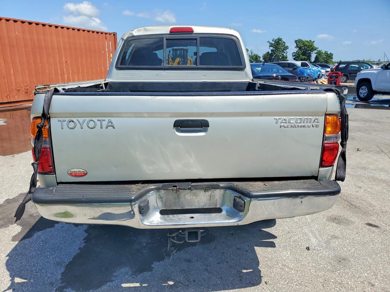2004 TOYOTA TACOMA