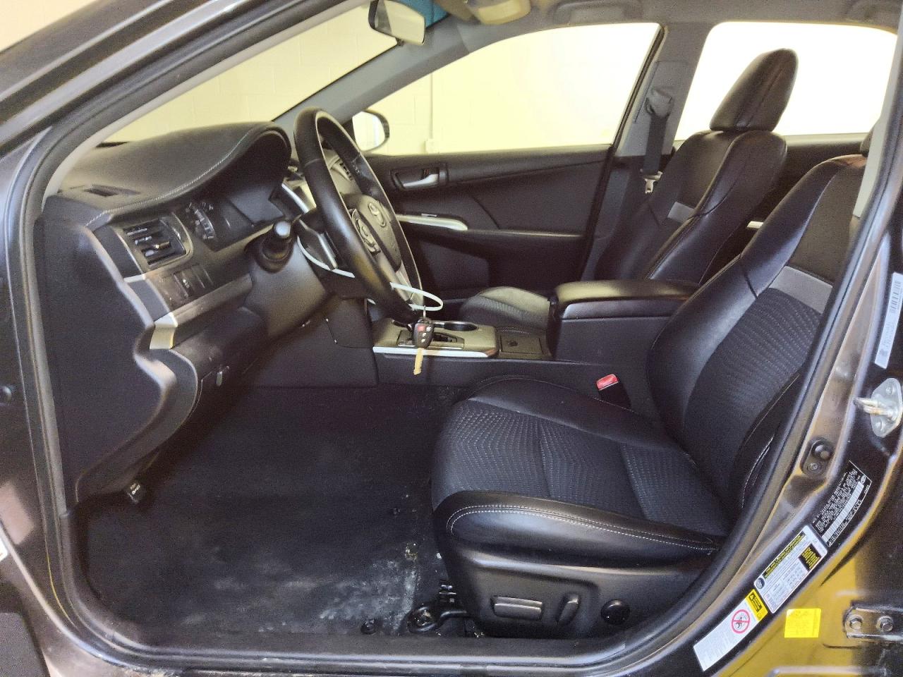 2014 TOYOTA CAMRY