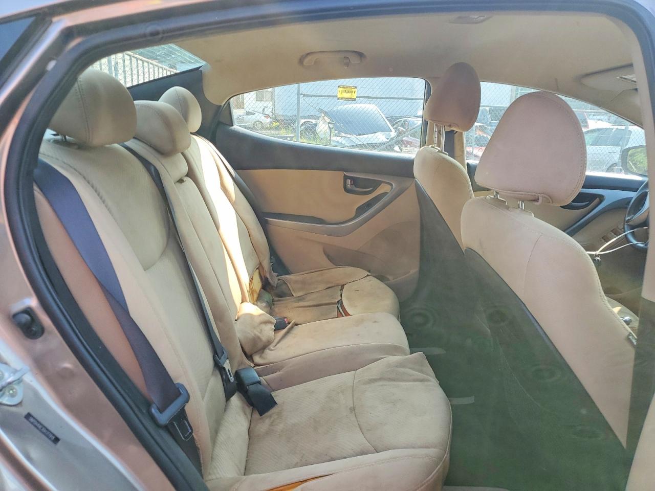 2013 HYUNDAI ELANTRA