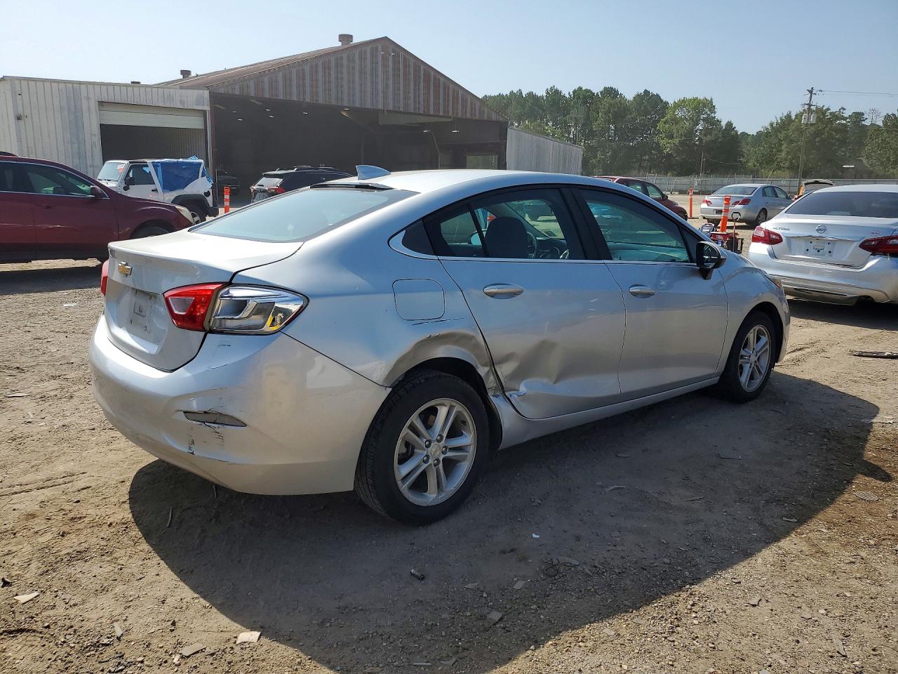 2017 CHEVROLET CRUZE