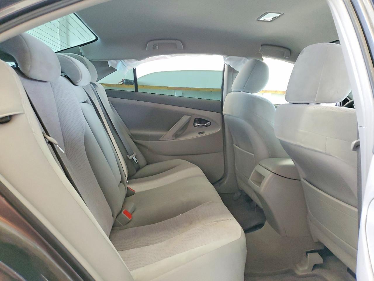 2011 TOYOTA CAMRY