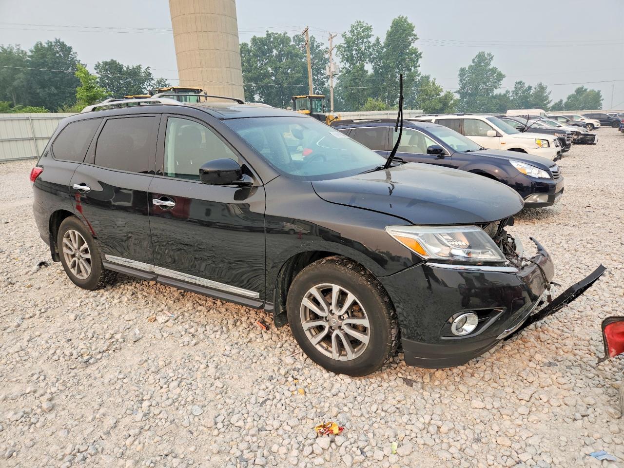 2016 NISSAN PATHFINDER