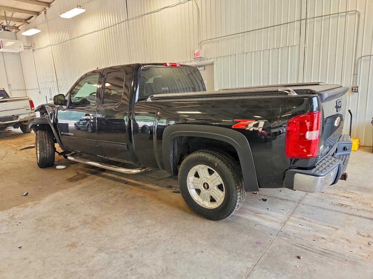 2011 CHEVROLET SILVERADO
