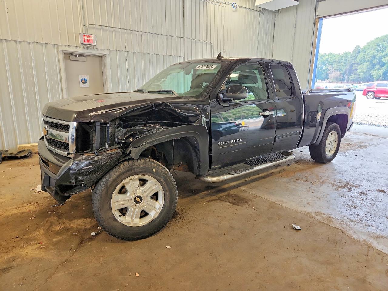 2011 CHEVROLET SILVERADO